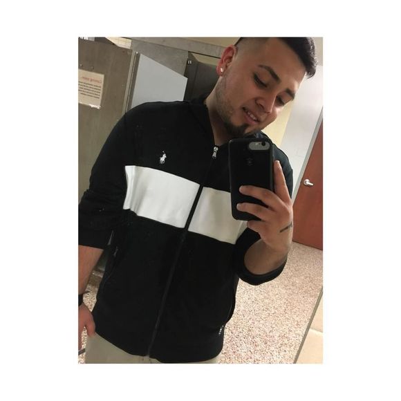 Meet your Posher, Jovanny - Picture 1 of 1